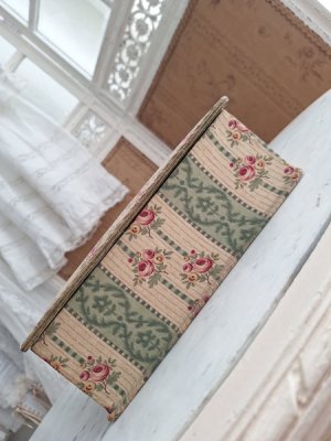 画像12: ローズ柄カルトナージュボックス