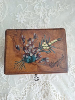 画像6: すみれとミモザ柄モシュリンヌボックス