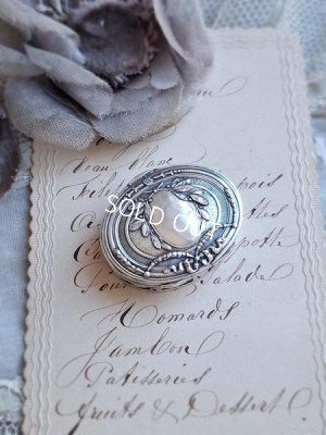 antiquesilvercase