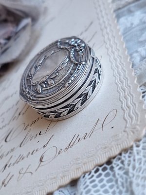 画像9: アンティークシルバーケース