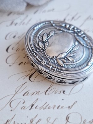 画像14: アンティークシルバーケース