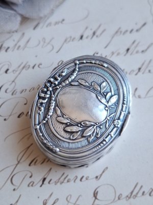 画像15: アンティークシルバーケース