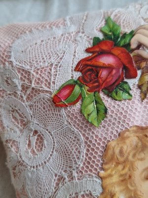 画像4: レースとクロモスラベンダークッション