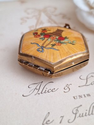 画像10: Houbigant花かご柄コンパクト