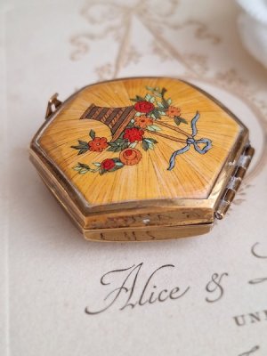 画像11: Houbigant花かご柄コンパクト