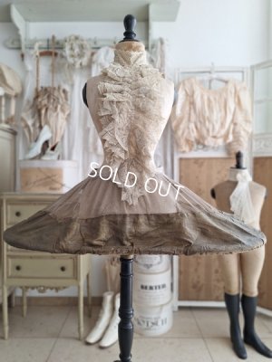 画像25: ヴィクトリアン期ワイドフープクリノリン