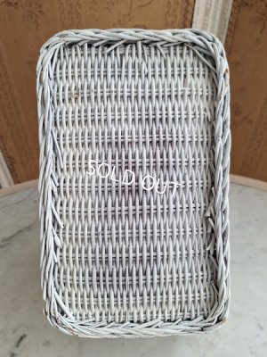画像6: 白いバスケット