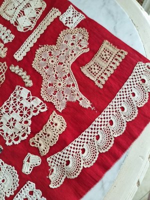 画像10: クロッシェ編み刺繍サンプラー