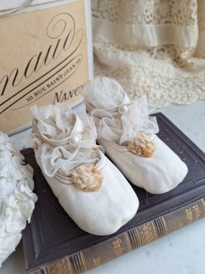 whitebabyshoes