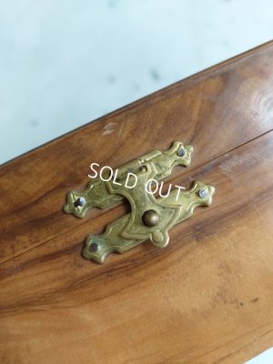 画像7: アンティークモシュリンヌクッション付きボックス