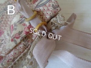 画像11: リボンとローズ柄ポーチ