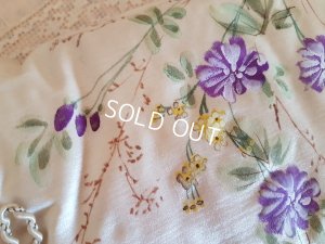 画像4: くるみボタン付シルクハンキーケース