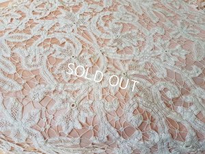 画像11: バテンレースキルト