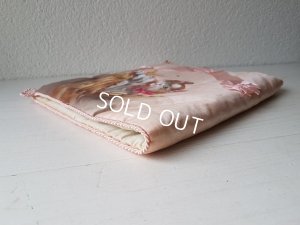 画像10: 猫柄シルクハンキーケース