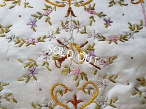 画像2: 刺繍シルクハンキーケース