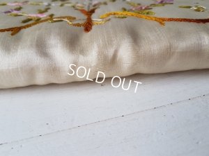 画像10: 刺繍シルクハンキーケース