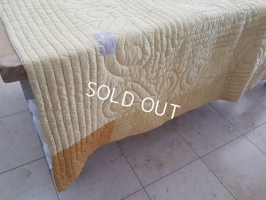 画像13: アンティ―クローズ柄キルト