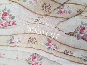 画像20: アンティ―クローズ柄キルト