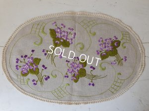 画像2: すみれ刺繍テーブルクロス