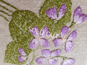 画像8: すみれ刺繍テーブルクロス