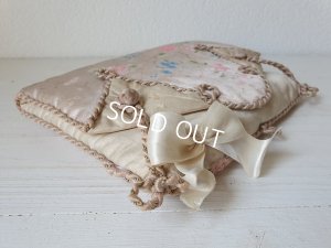 画像7: アンティークシルクハンキーケース