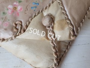 画像13: アンティークシルクハンキーケース