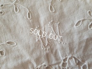 画像6: リボンとモノグラム入りカット刺繍ポーチ