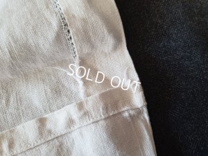 画像11: リボンとモノグラム入りカット刺繍ポーチ