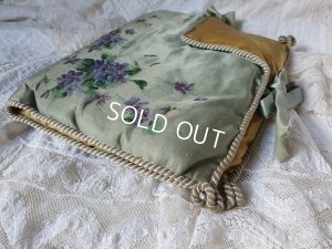 画像10: すみれ柄シルクハンキーケース