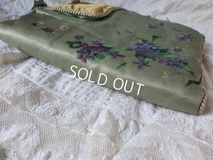 画像11: すみれ柄シルクハンキーケース