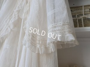 画像10: アンティークチュールレースベビーケープ付きドレス