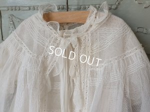 画像12: アンティークチュールレースベビーケープ付きドレス