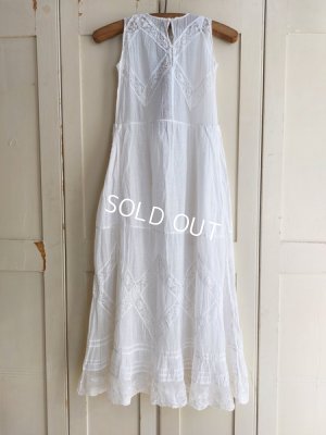 画像3: アンティークノースリードレス