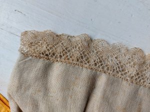 画像6: アンティークのカットワーク刺繍ポーチ