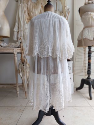 画像5: アンティークレースベビーケープ