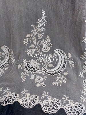 画像20: アンティークニードルレーススカーフ付ドレス