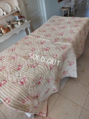 画像2: アンティークフレンチ花かご柄キルト
