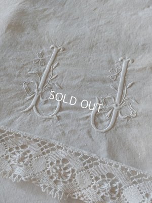 antiquelinenmonogramsheet