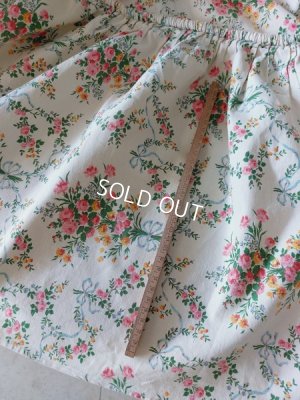 画像10: リボンとローズ柄ベッドカバー