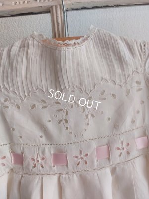 画像13: アンティークベビードレスとシューズ