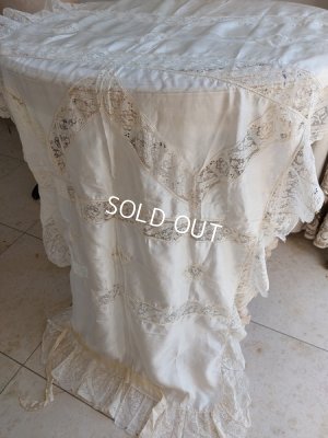 画像2: アンティークレース装飾シルクケース