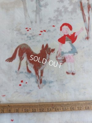 画像9: アンティーク赤ずきんちゃんクッションカバー