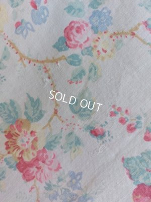 画像15: アンティーク花柄カーテン