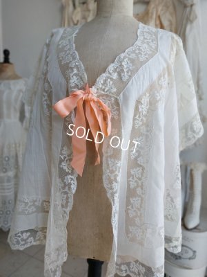 antiquelacejacket