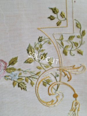 画像7: アンティークローズとリボンの刺繍クロス