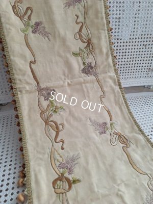 画像9: アンティークライラック柄刺繍クロス