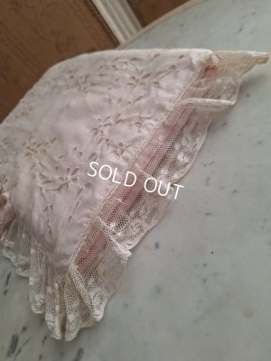 画像8: アンティークレースハンキーケース