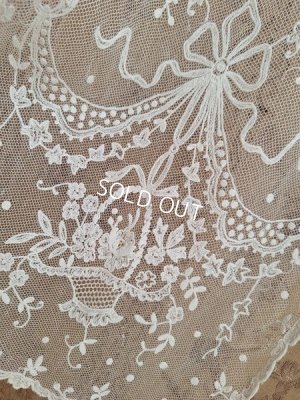 画像10: アンティーク花かご柄スカーフ