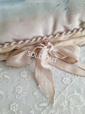 画像5: アンティークシルクハンキーケース