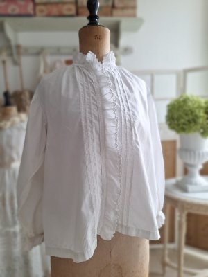 vintagelinenblouse
